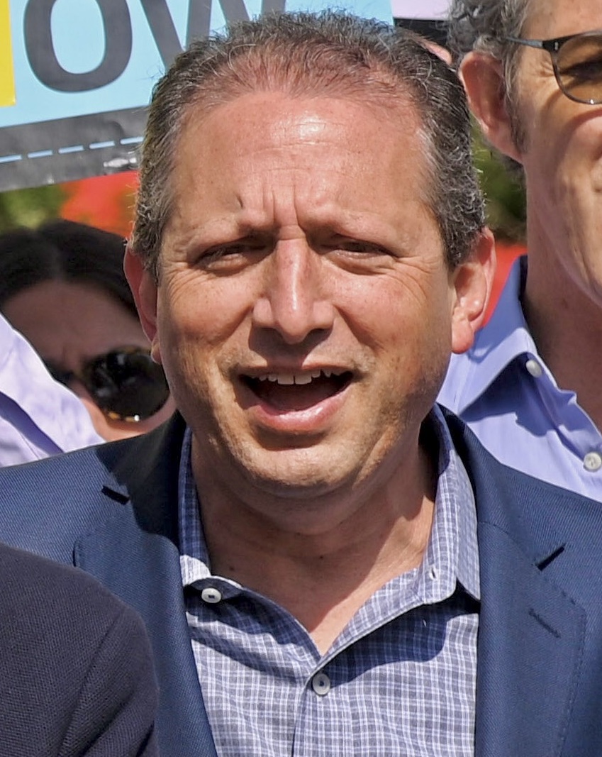 Brad Lander, NYC, detenido por intervenir en arresto de ICE