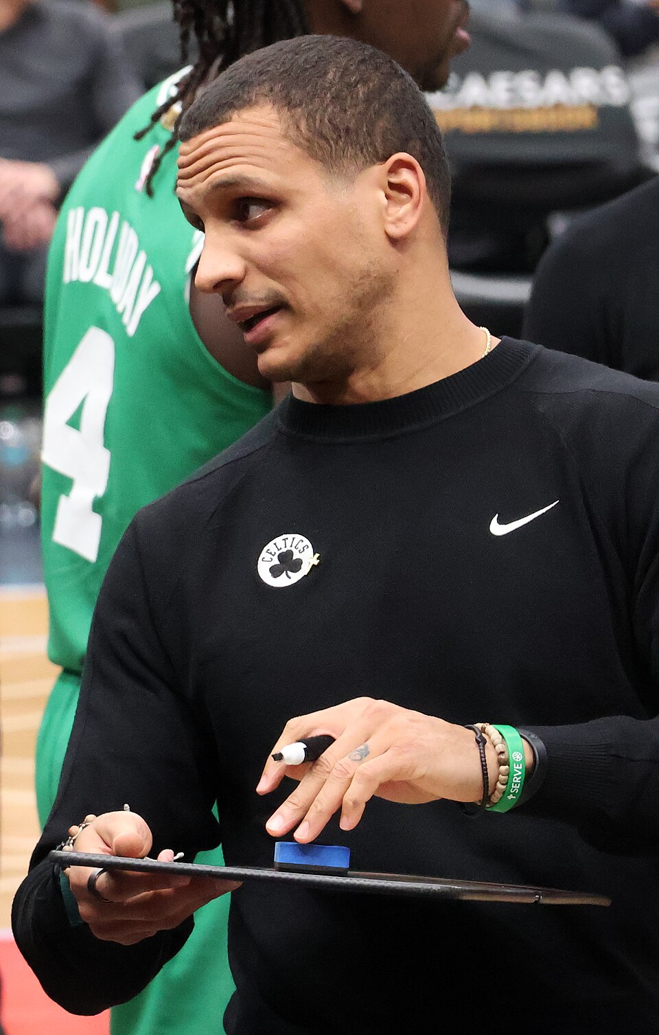 Boston Celtics extiende el contrato de su entrenador Joe Mazzulla