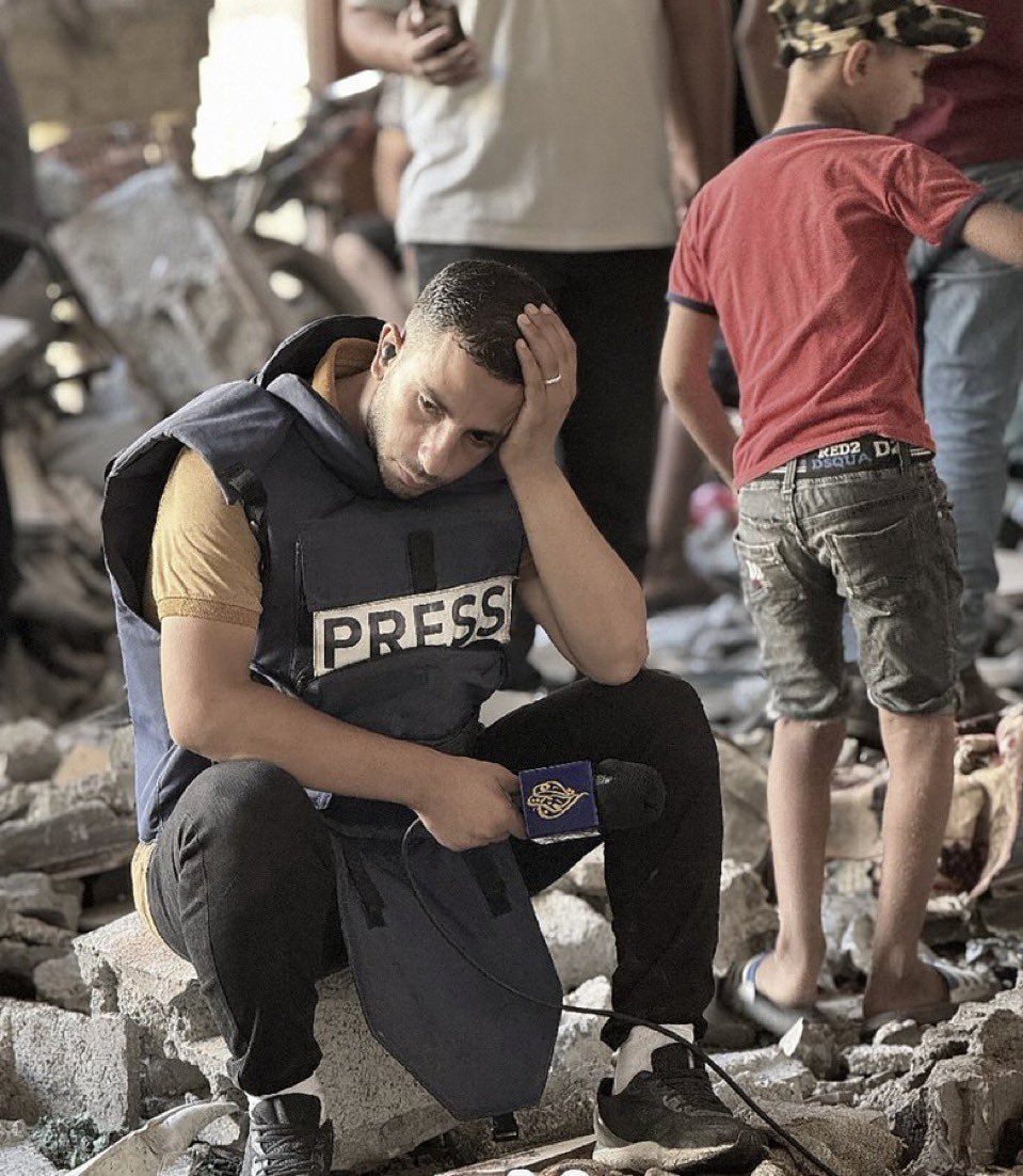 Muere periodista de Al Jazeera y otros cinco reporteros en Gaza