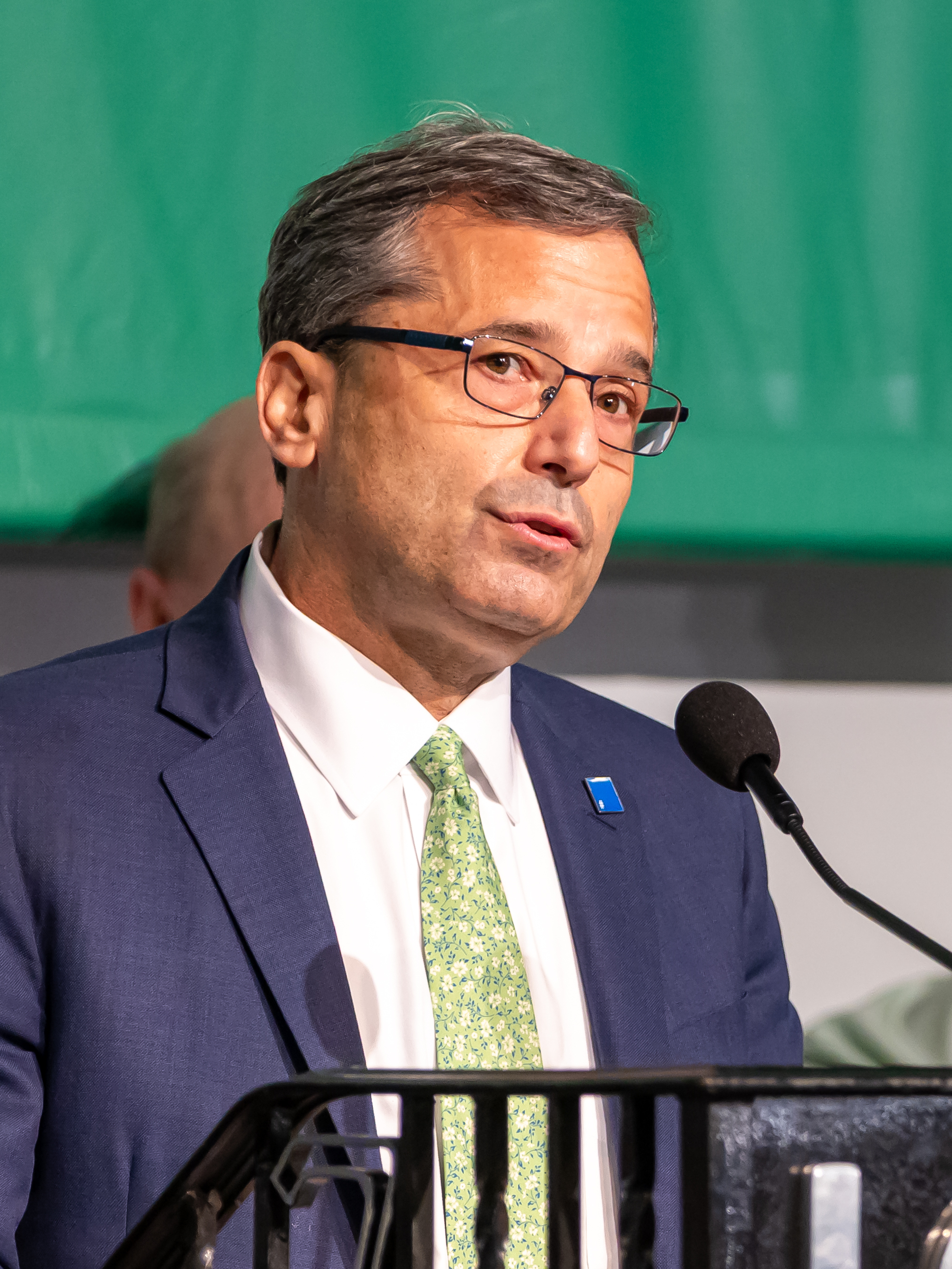 Josh Kraft está 30 Puntos Debajo de Michelle Wu: Nueva Encuesta