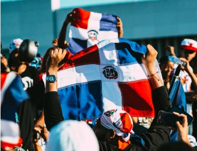 Tragedia en la Discoteca Jet Set: Lawrence MA, Llora la Perdida de su Communidad Dominicana