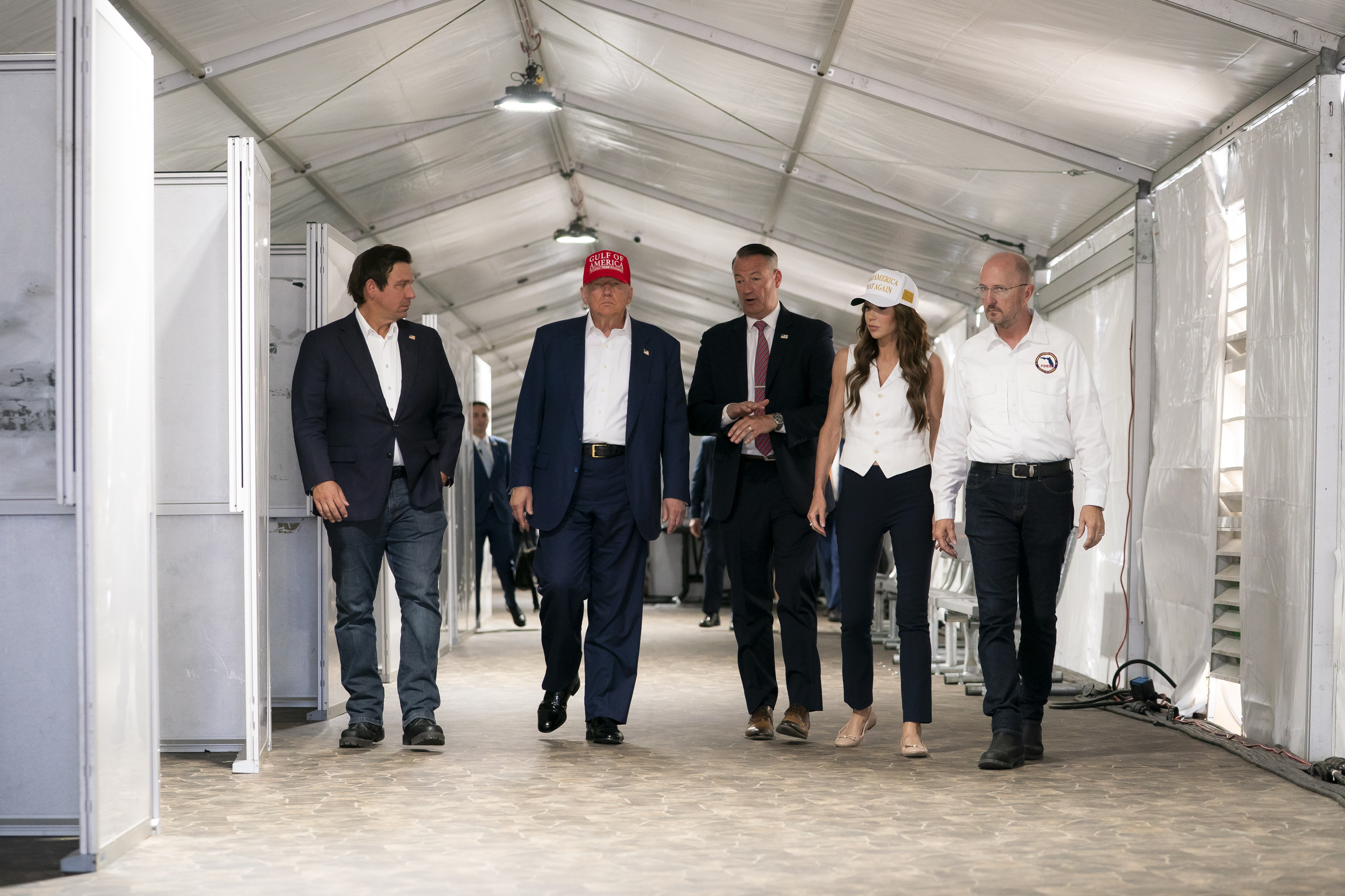 Leamsy La Figura Denuncia Maltrato en "Alligator Alcatraz"