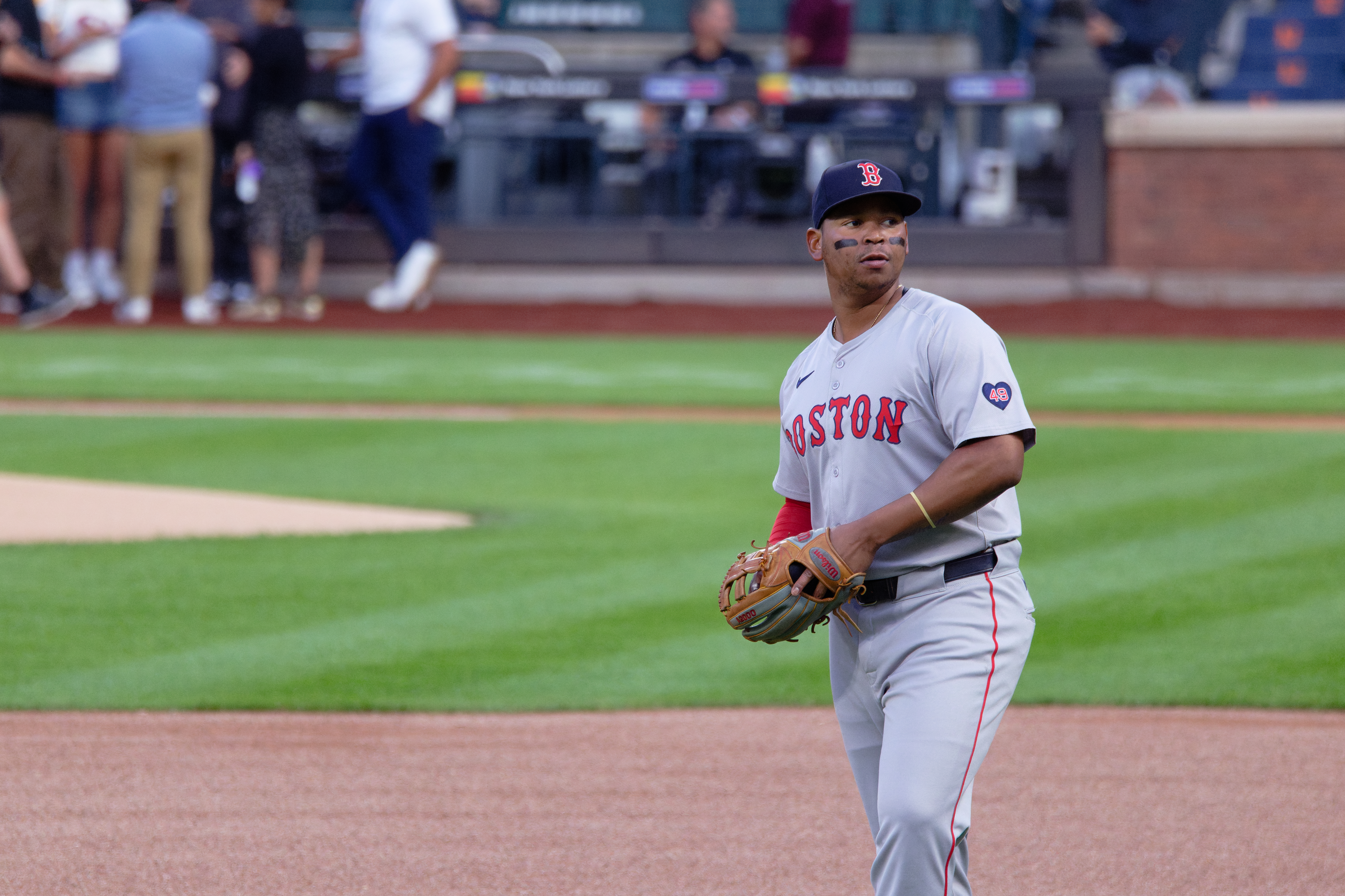 Rafael Devers es Traspasado a los Giants