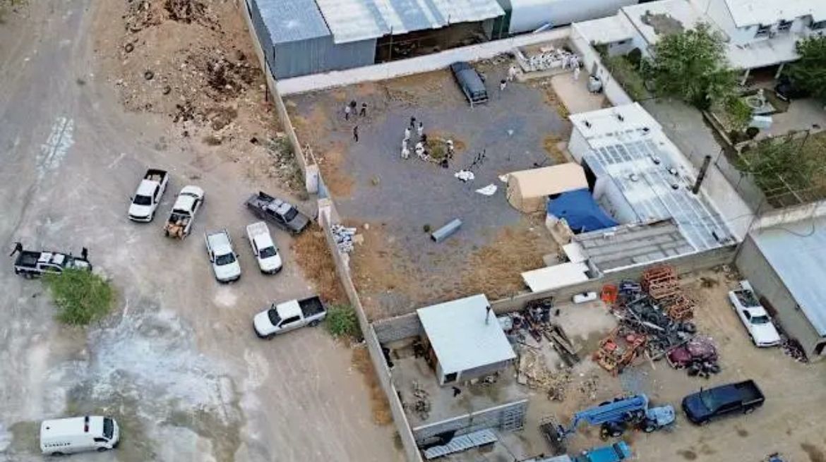 Hallan 383 cuerpos apilados en crematorio de Juárez, México