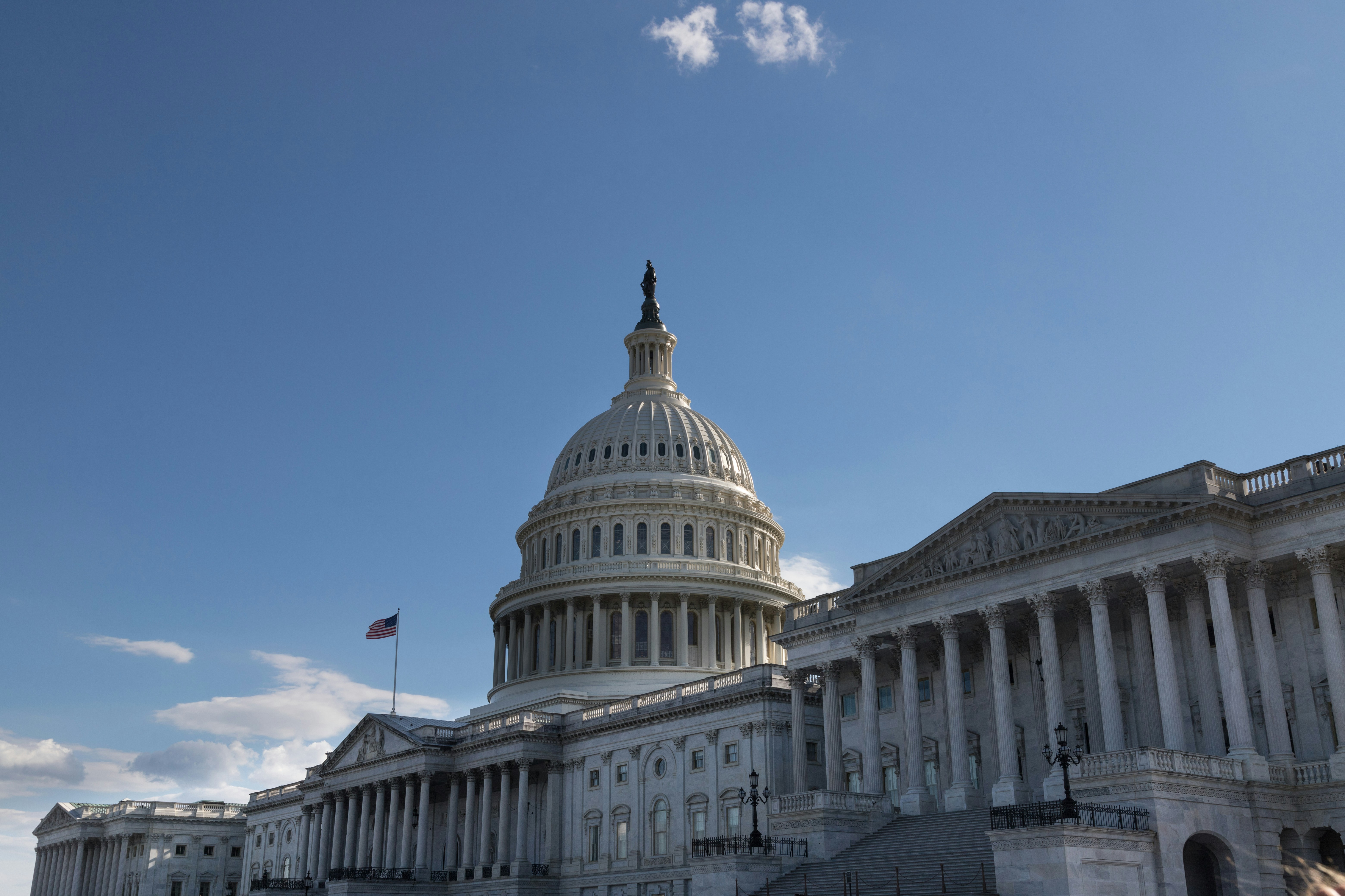 Cierre de Gobierno pone en vilo a 750,000 trabajadores