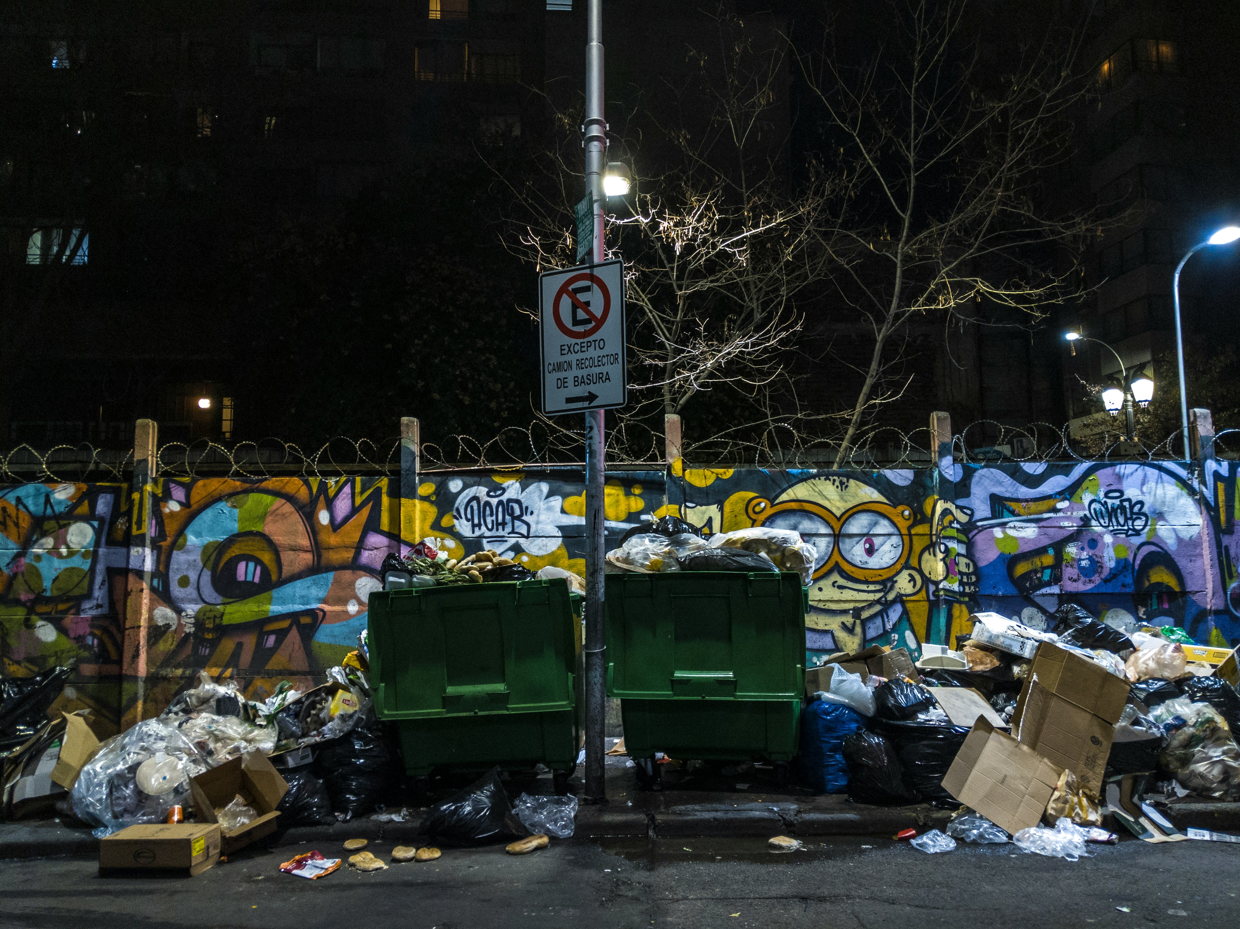 Crisis de basura en Boston: la ciudad exige una solución inmediata
